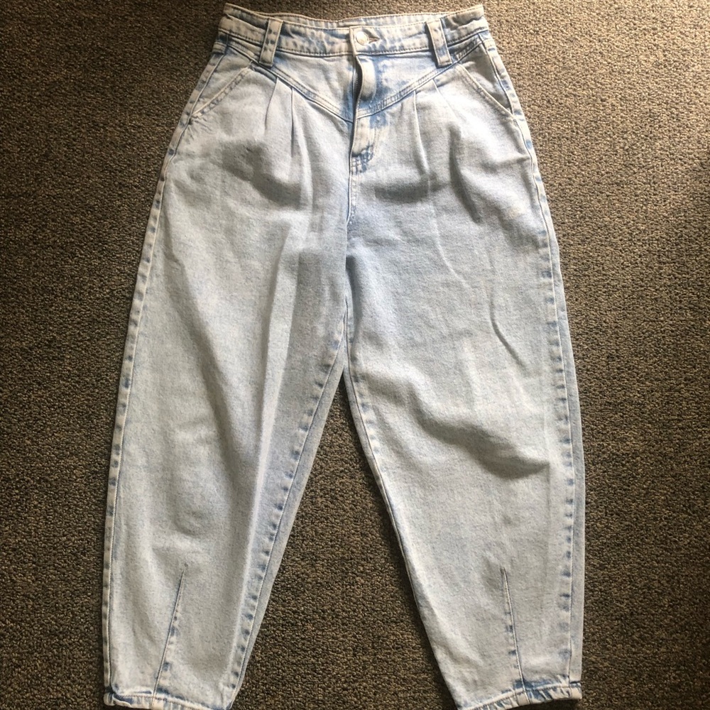 Wild fable acid wash balloon/barrel/mom jean Sz 4 super soft!